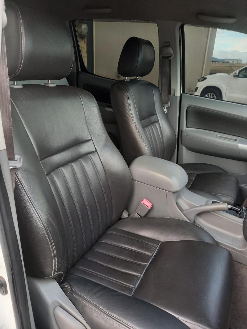 2009 Toyota Hilux V6 4.0 Double Cab 4×4 Raider