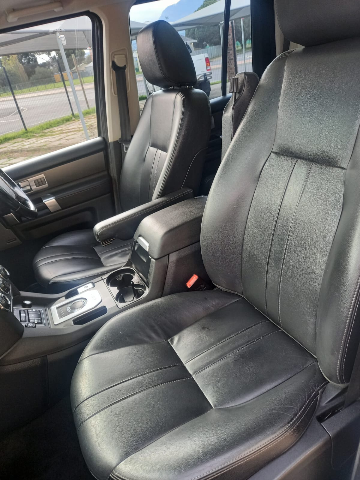 2015 Land Rover Discovery 4 3.0 TD/SD V6 SE