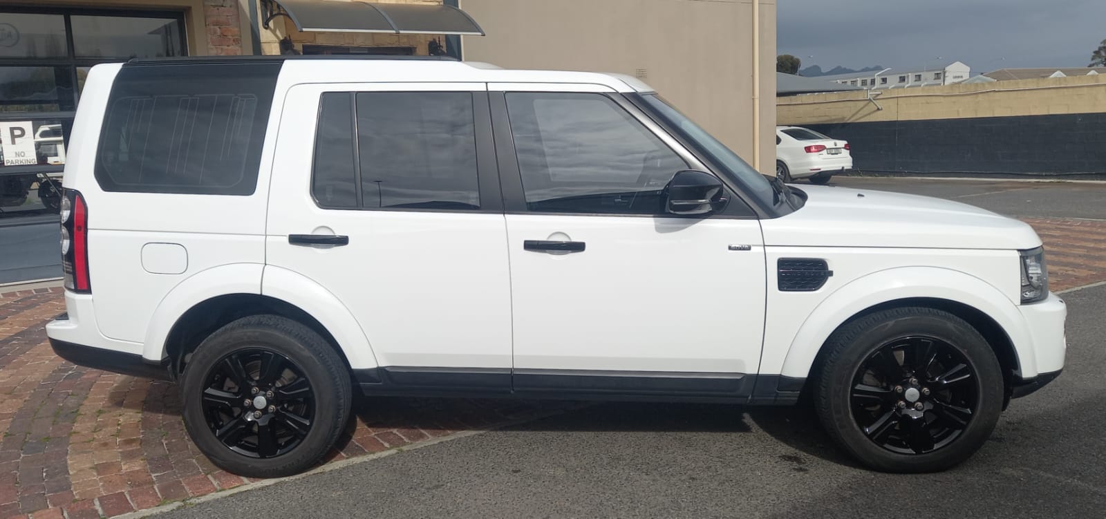 2015 Land Rover Discovery 4 3.0 TD/SD V6 SE