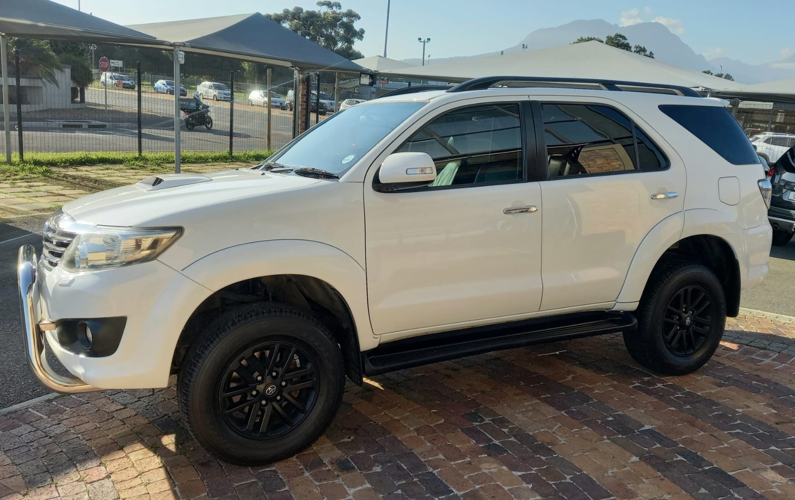 2014 Toyota Fortuner 3.0 D-4D R/B A/T