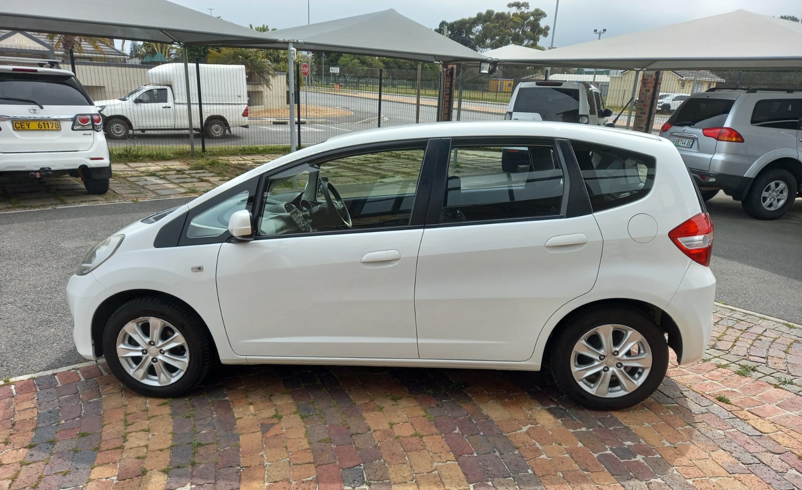 2014 Honda Jazz 1.3 Comfort CVT